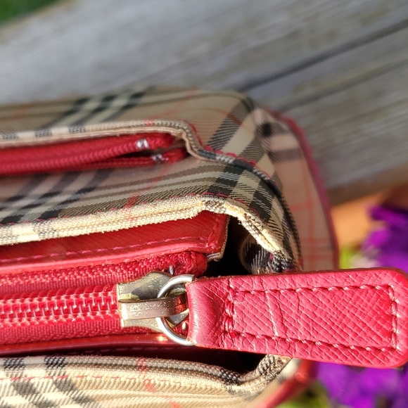 Burberry Haymarket Check Canvas/Leather handbag - Picture 7 of 17